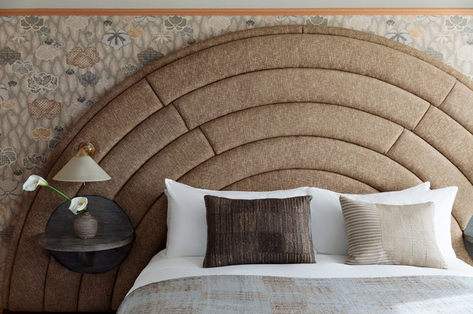 Projděte si hotel Santa Monica Proper od Kelly Wearstler krůček po krůčku: