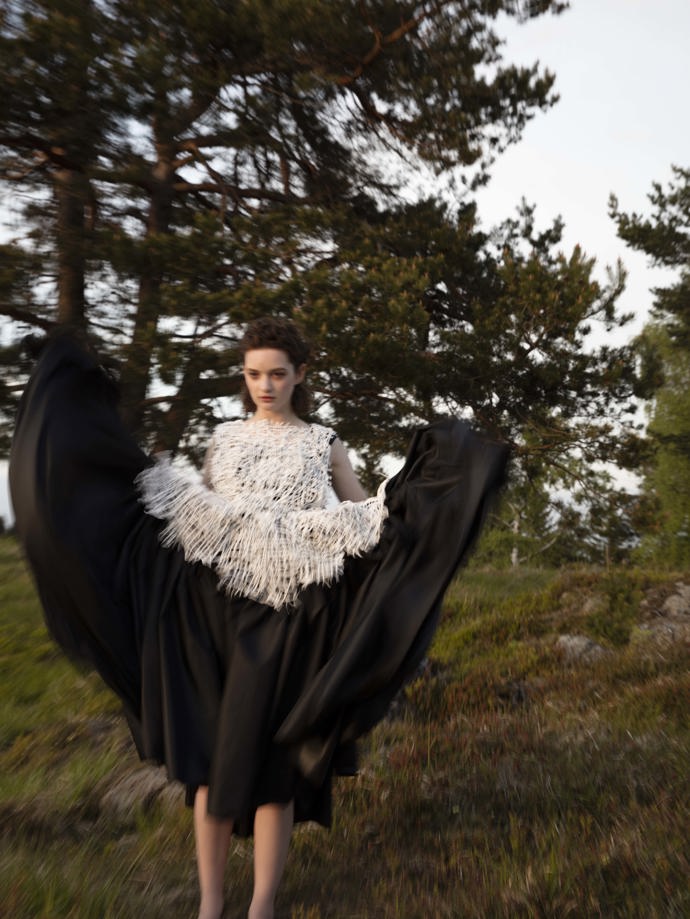Podívejte se na celý editorial nejnovější kolekce Martina Kohouta očima fotografa Jiřího Kralovce: