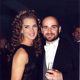 Brooke Shields a Andre Agassi
