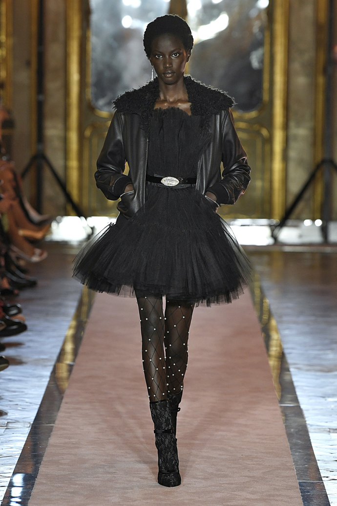 Módní přehlídka Giambattista Valli x H&M: 
