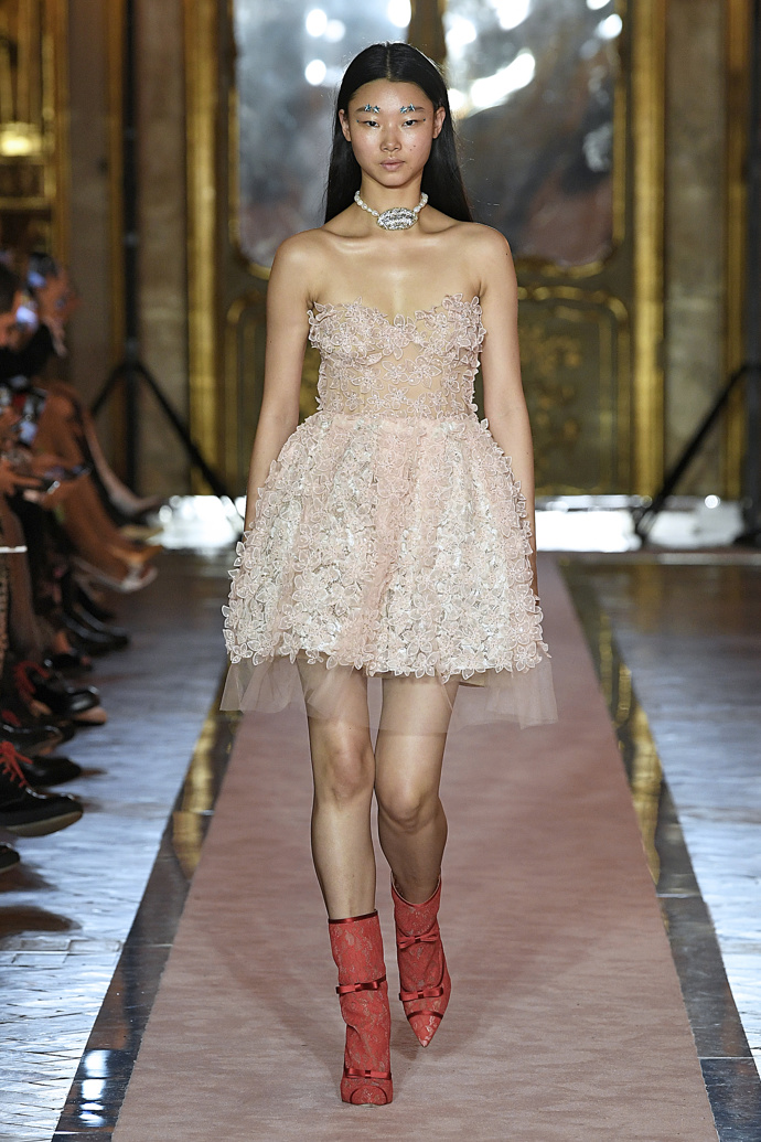 Módní přehlídka Giambattista Valli x H&M: 