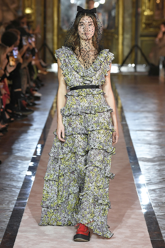 Módní přehlídka Giambattista Valli x H&M: 
