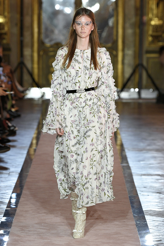 Módní přehlídka Giambattista Valli x H&M: 