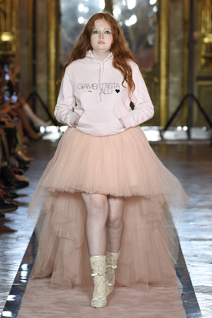 Módní přehlídka Giambattista Valli x H&M: 