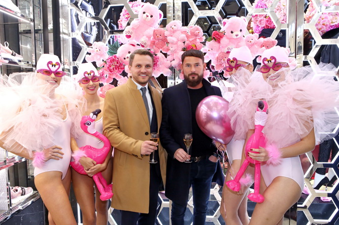 Kdo si nenechal party s podtitulem „Pink is our religion” ujít? 