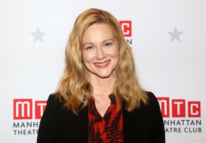 Laura Linney
Co dělá dnes?
Výherkyně ceny Emmy a Zlatého glóbu za svou roli pacientky s rakovinou v seriálu Big C. byla také nominovaná na tři Oscary a dnes hraje v seriálu Ozark, který exkluzivně vysílá Netlix.
Laura Linney
Co dělá dnes?
Výherkyně ceny Emmy a Zlatého glóbu za svou roli pacientky s rakovinou v seriálu Big C. byla také nominovaná na tři Oscary a dnes hraje v seriálu Ozark, který exkluzivně vysílá Netlix.