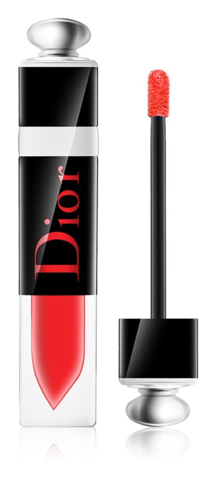dlouhotrvající tekutá rtěnka pro objem rtů, Dior Dior Addict Lacquer Plump, odstín 648 Dior Pulse, 902 Kč
