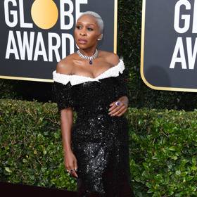 Cynthia Erivo

Na sobě má šaty: Thom Browne
