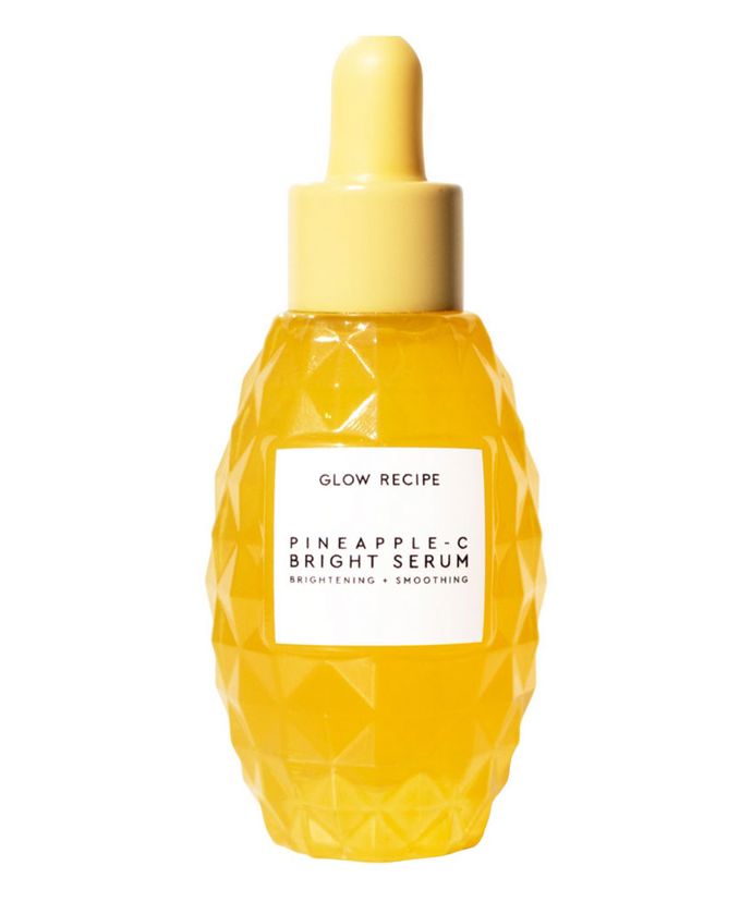 rozjasňující sérum, Glow Recipe Pineapple-C Bright Serum, 1390 Kč
