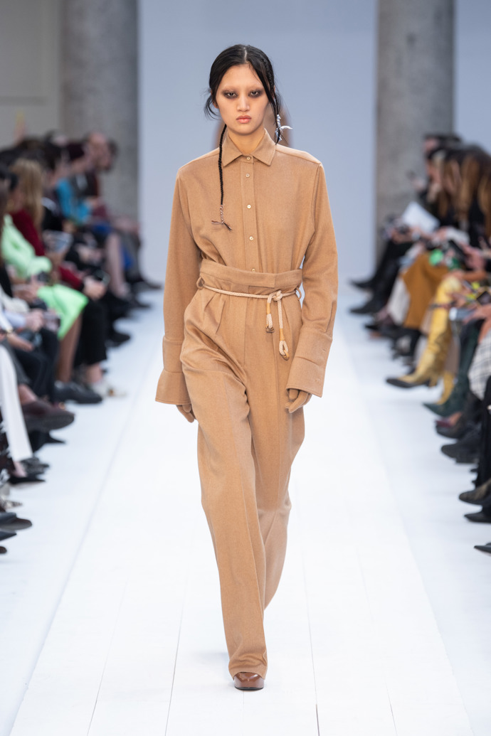 Podívejte se na naše nejoblíbenější looky z přehlídky Max Mara FW20: