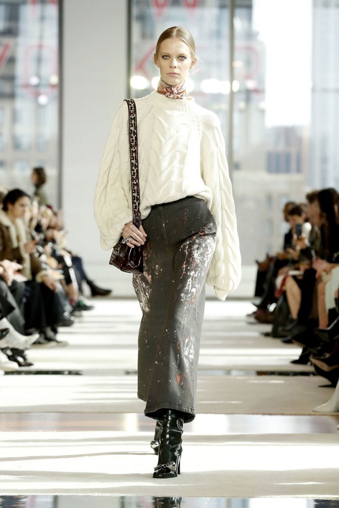 Podívejte se na naše nejoblíbenější looky z přehlídky Longchamp: 