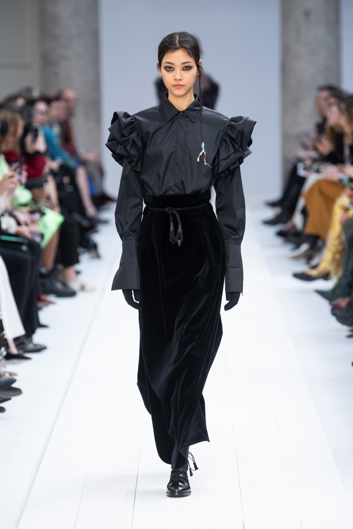 Podívejte se na naše nejoblíbenější looky z přehlídky Max Mara FW20: