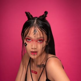 Beauty editorial Social Madness