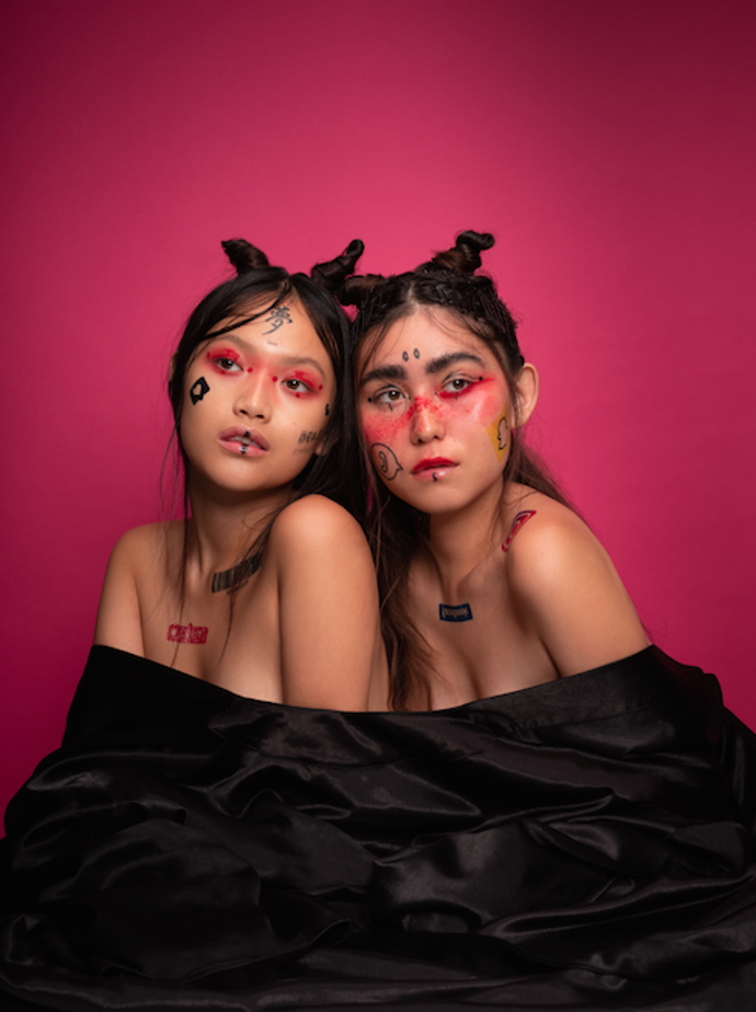 Beauty editorial Social Madness