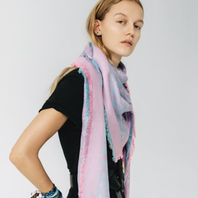 Jak nosit kolekci dopňků pro Louis Vuitton? Zde je inspirace: Jak nosit kolekci dopňků pro Louis Vuitton? Zde je inspirace: