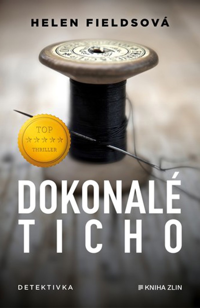 Helen Fieldsová - DOKONALÉ TICHO

Na okraji Edinburghu je nalezeno pohozené dívčí tělo s vyřezanými kusy kůže. Když později inspektor Luc Callanach objeví vedle opuštěného kojence strašidelnou postavičku, pochopí princip zvrácené hry: vrah bere materiál na panenky z těla svých obětí.
