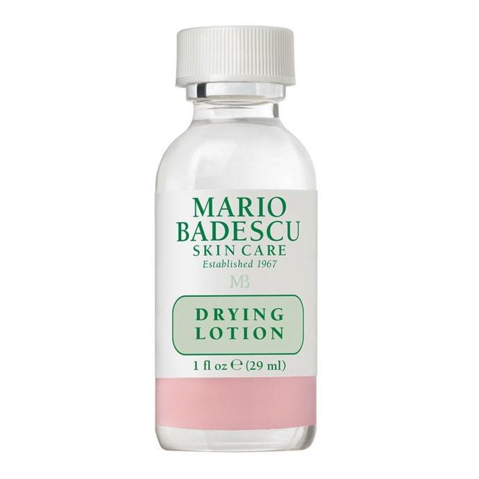 Efektivní, rychlá lokální péče specificky formulovaná s kyselinou salicylovou, sulfurem a zinc oxide, Drying Lotion, MARIO BADESCU, prodává Douglas.cz, 399 Kč
