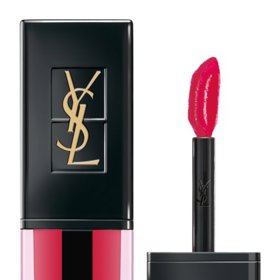 dlouhotrvající tekutá rtěnka dodávající hydrataci a lesk, Yves Saint Laurent Vernis À Lèvres Water Stain, odstín Vague de Rouge, 825 Kč
dlouhotrvající tekutá rtěnka dodávající hydrataci a lesk, Yves Saint Laurent Vernis À Lèvres Water Stain, odstín Vague de Rouge, 825 Kč