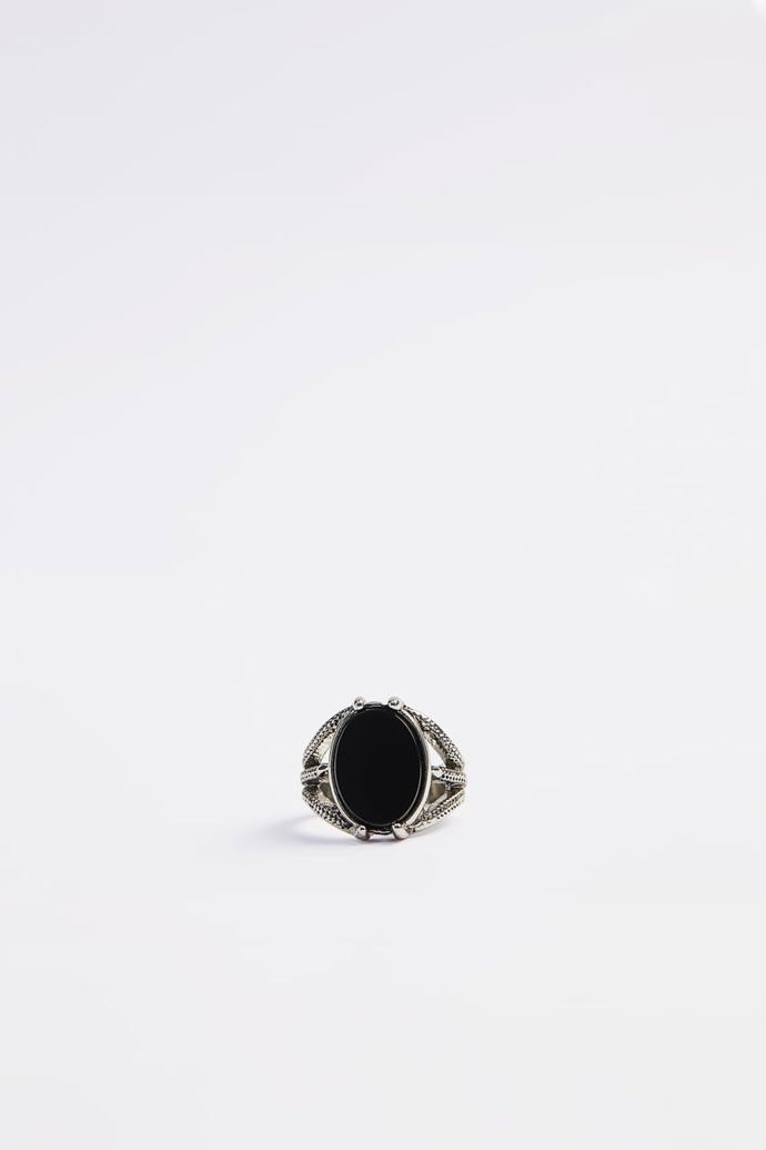 prsten, Zara
