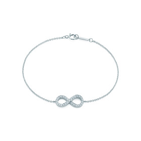 Tiffany & Co.
Tiffany & Co.