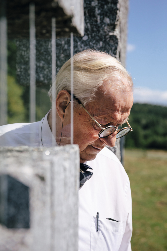 Mezi zvířaty jsou i ta neživá. Žlutý tučňák zatoulaný z Kampy nebo čtyřmetrový zajíc od italské umělecké skupiny Crackin Art.

Foto: Honza Zima
