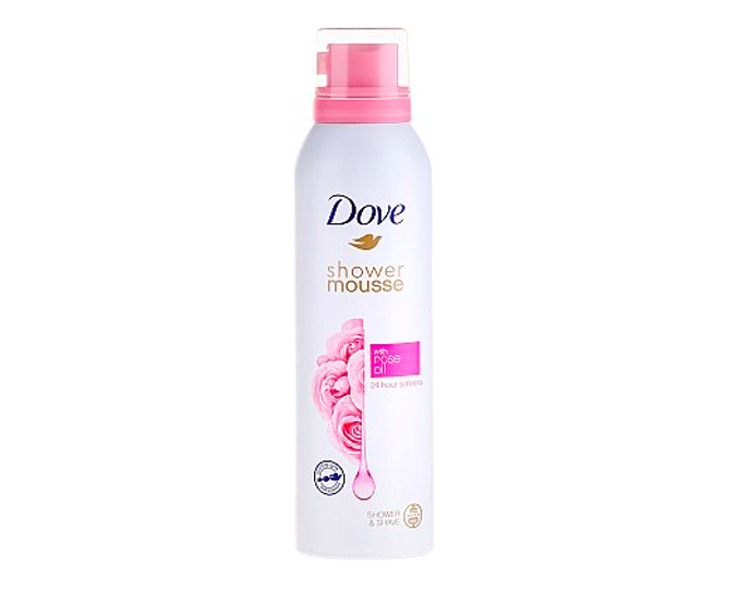 DOVE, sprchová pěna, 84 Kč.
