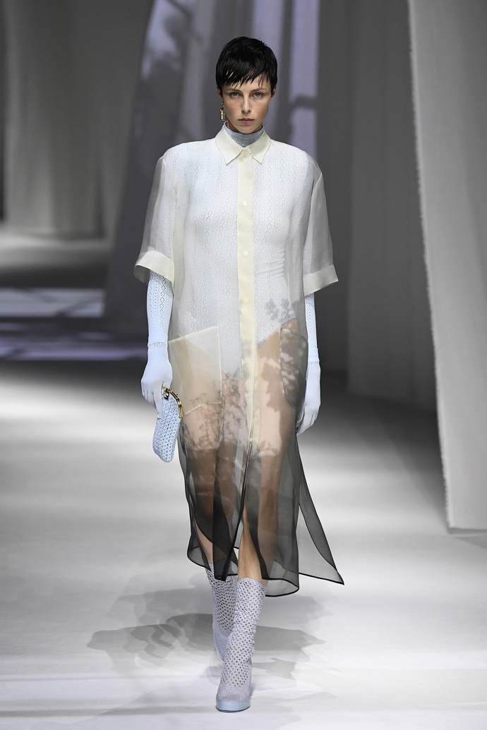 Prohlédněte si celou kolekci Fendi Spring-Summer 2021: