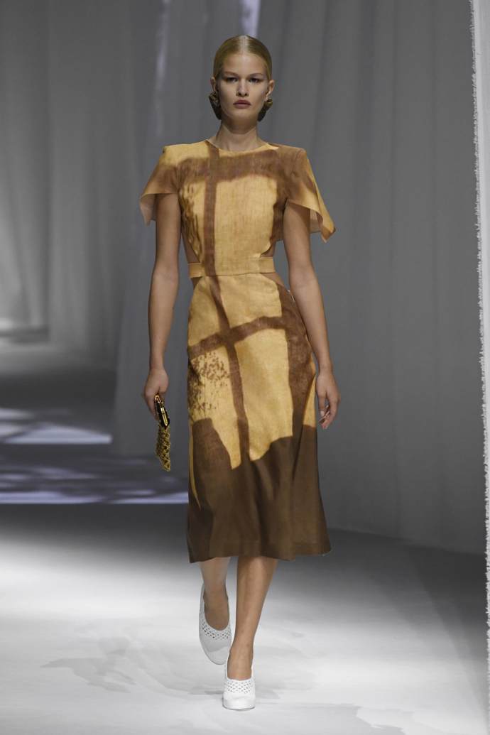 Prohlédněte si celou kolekci Fendi Spring-Summer 2021: