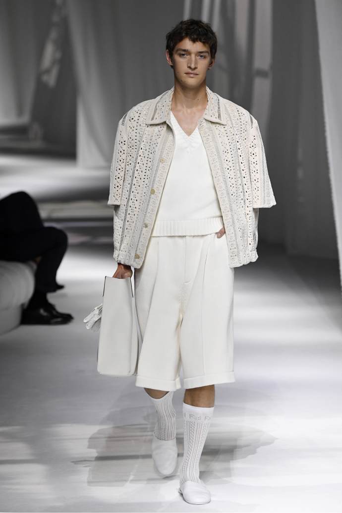 Prohlédněte si celou kolekci Fendi Spring-Summer 2021: