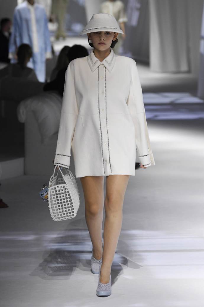 Prohlédněte si celou kolekci Fendi Spring-Summer 2021: