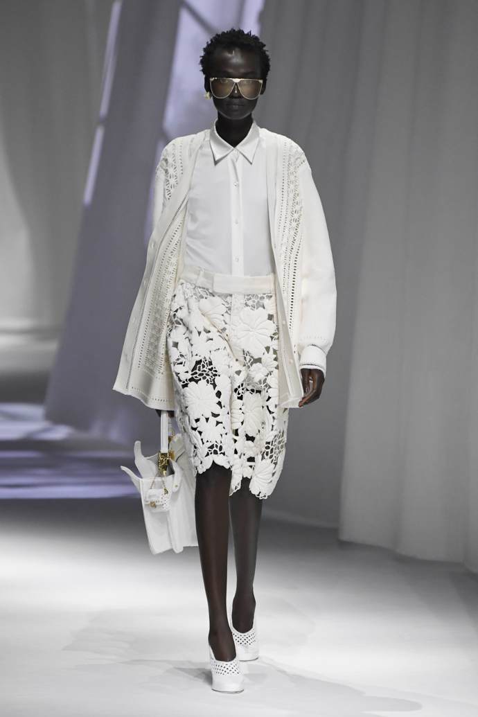 Prohlédněte si celou kolekci Fendi Spring-Summer 2021: