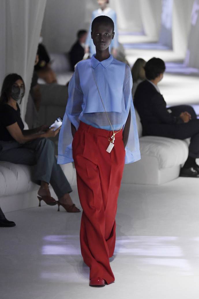 Prohlédněte si celou kolekci Fendi Spring-Summer 2021: