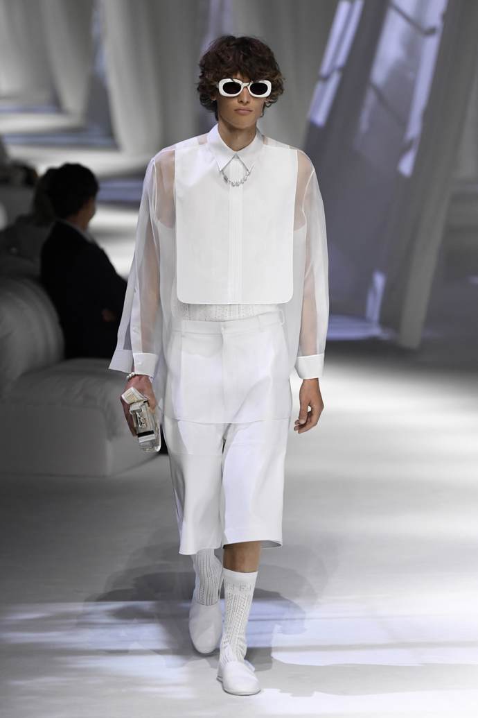 Prohlédněte si celou kolekci Fendi Spring-Summer 2021:
