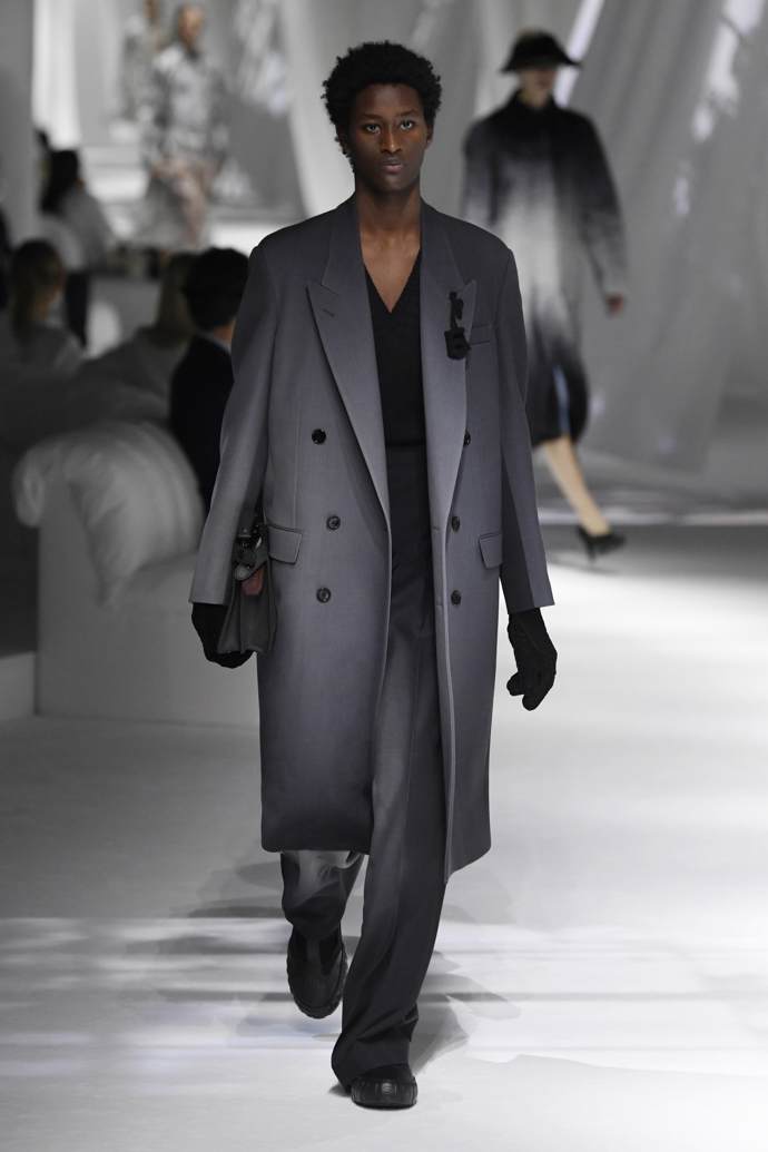 Prohlédněte si celou kolekci Fendi Spring-Summer 2021: