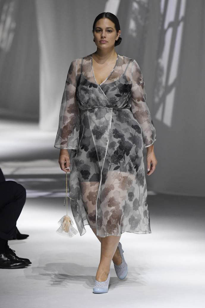 Prohlédněte si celou kolekci Fendi Spring-Summer 2021:
