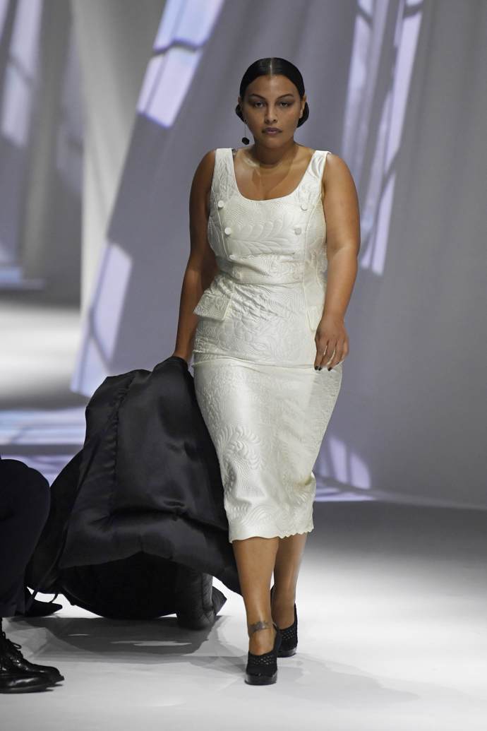 Prohlédněte si celou kolekci Fendi Spring-Summer 2021: