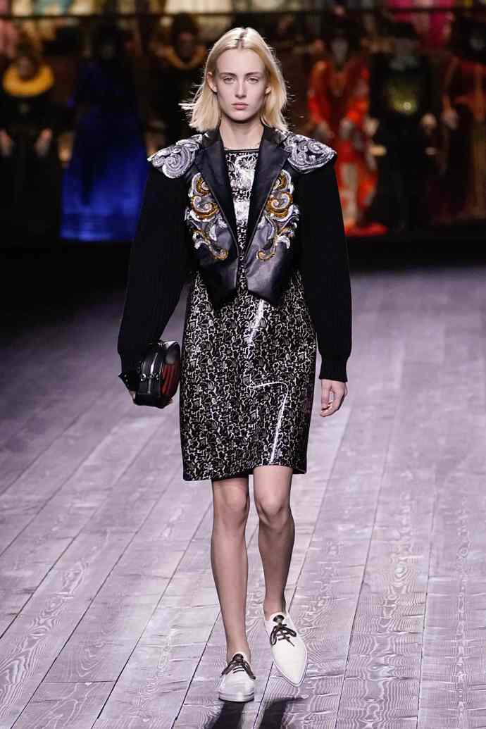 Louis Vuitton : Runway - Paris Fashion Week Womenswear Podzim / Zima 2020/2021

 
