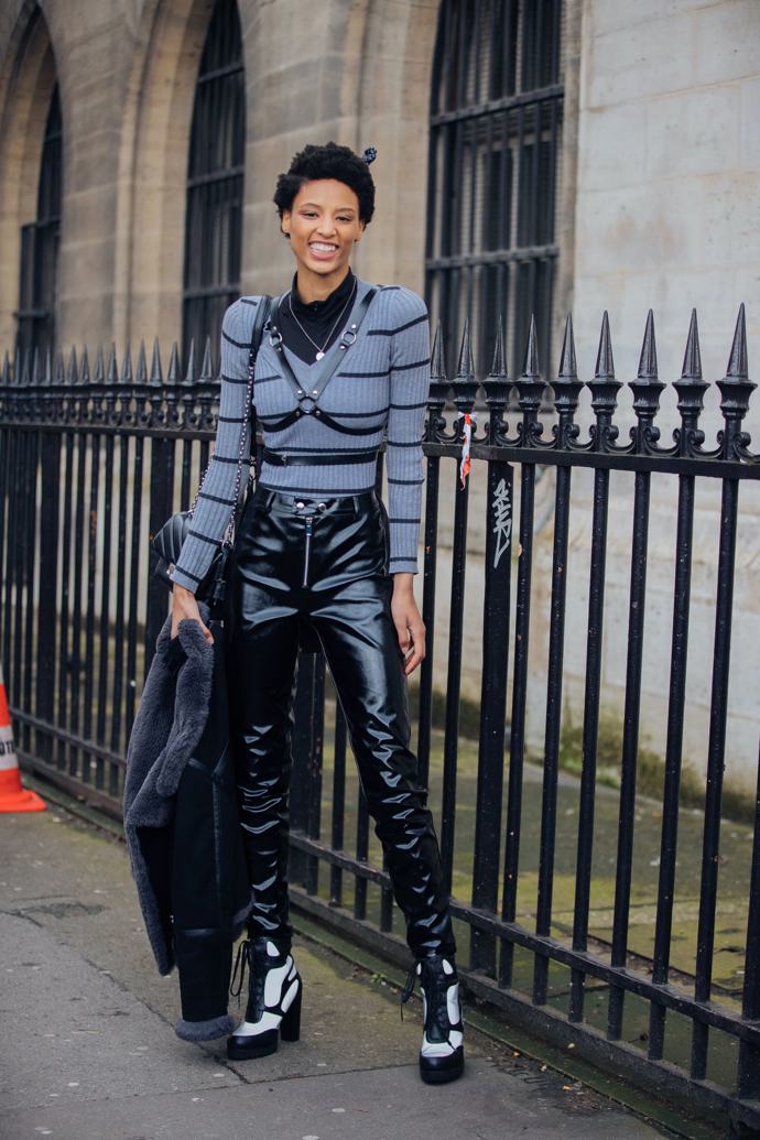Modelka Janaye Furman | Street Style – Paris Fashion Week – Podzim/Zima 2020/2021
Modelka Janaye Furman | Street Style – Paris Fashion Week – Podzim/Zima 2020/2021