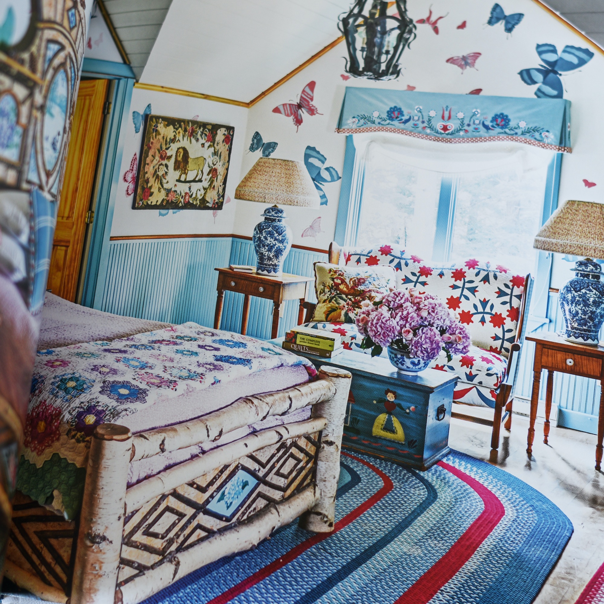 Dekorate Happy: Bold Colorful Interiors
