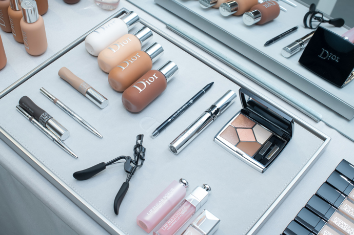 Backstage z líčení na přehlídku Dior SS 2021 | Foto: Inès Manai