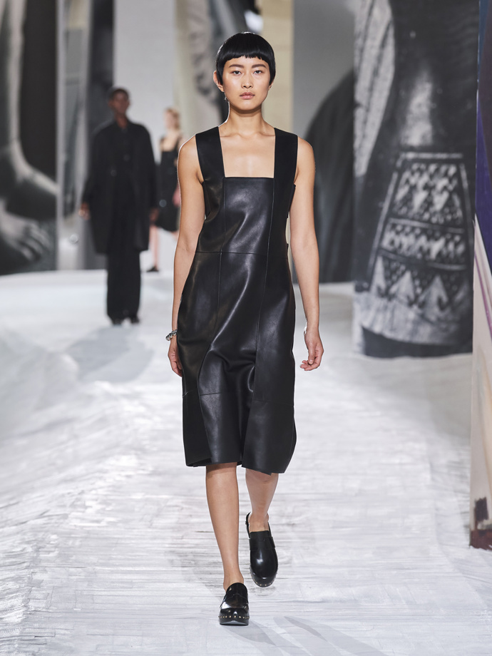 Prohlédněte si celou kolekci Hermės Spring-Summer 2021: (foto Filippo Fior)