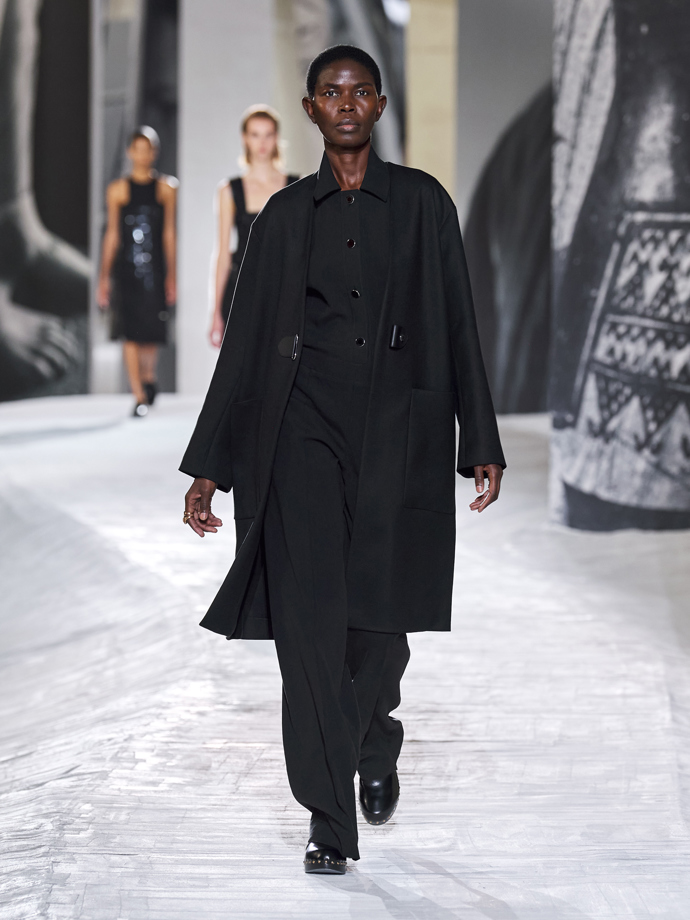 Prohlédněte si celou kolekci Hermės Spring-Summer 2021: (foto Filippo Fior)