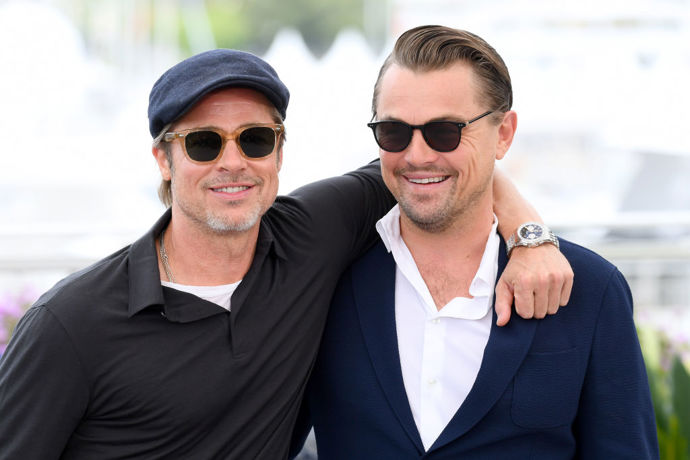 2019, s Bradem Pittem na premiéře filmu Tenkrát v Hollywoodu na festivalu v Cannes.
