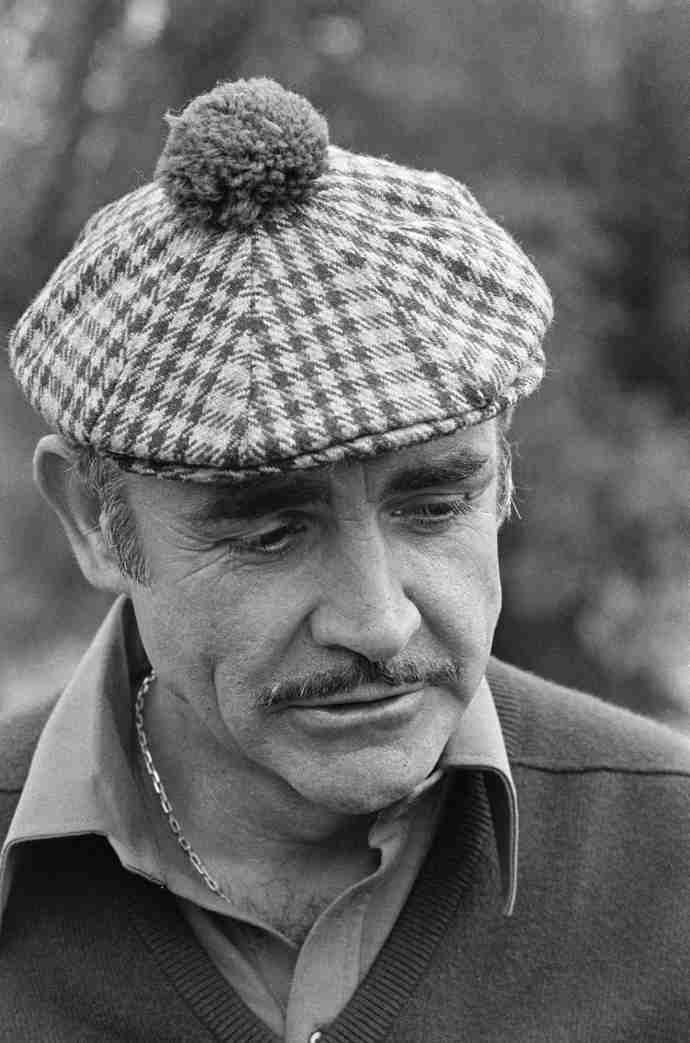 Sean Connery na golfovém hřišti. | 1976
