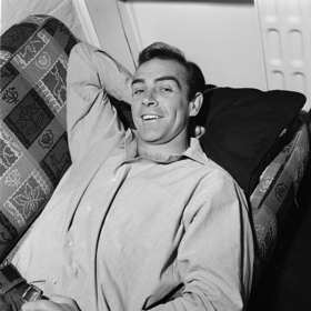 Sean Connery u sebe doma v Londýně. | 1962
Sean Connery u sebe doma v Londýně. | 1962