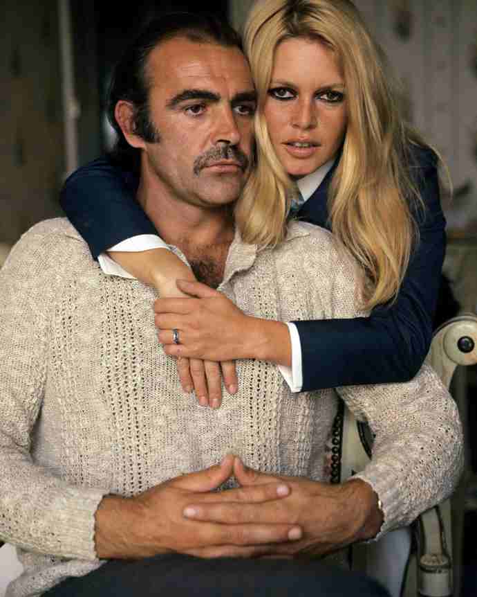 Francouzská herečka Brigitte Bardot a Sean Connery. | 1968
