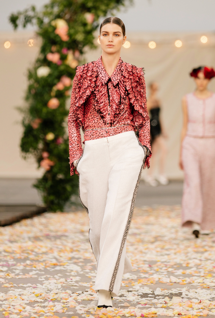 Chanel haute couture jaro/léto 2021 
