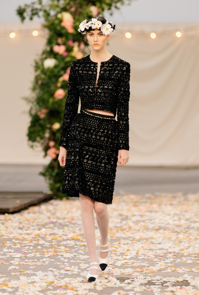 Chanel haute couture jaro/léto 2021 
