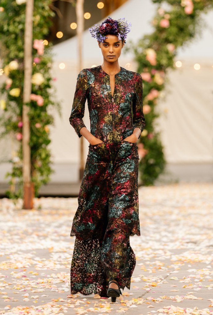 Chanel haute couture jaro/léto 2021 
