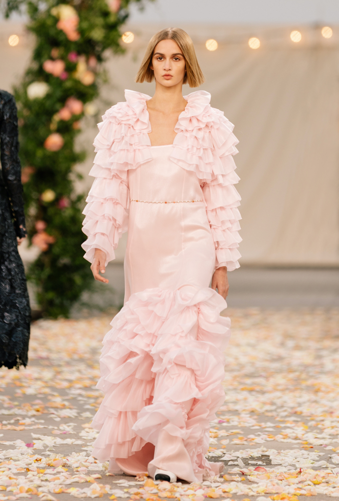 Chanel haute couture jaro/léto 2021 
